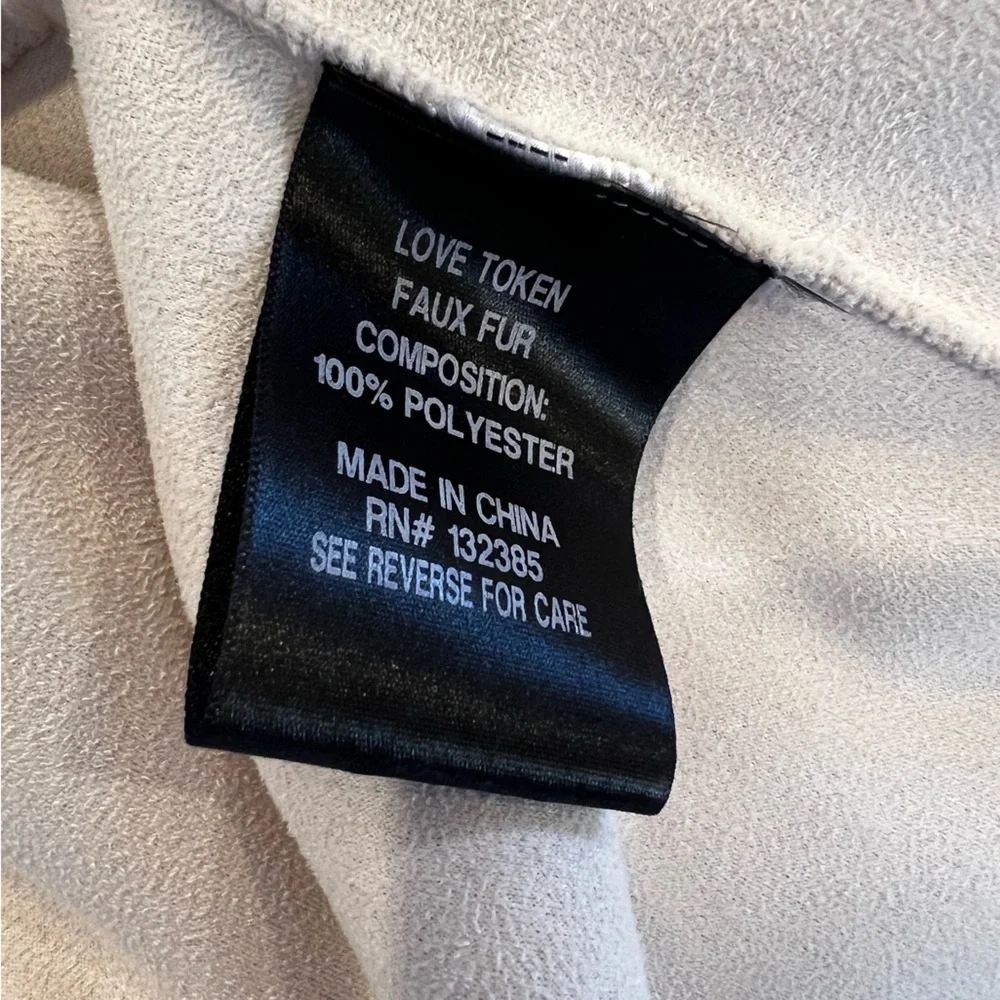 NWT- Love Token Bentley Faux Fur Jacket - Picture 8 of 11